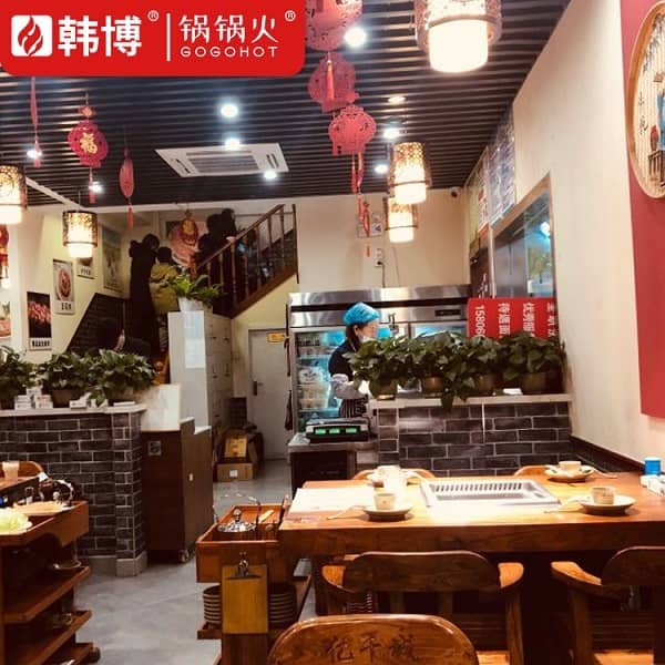 忆千城印象无烟火锅桌展示